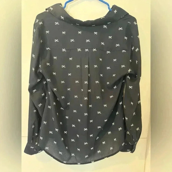 Banana Republic Navy Bow Button Up Blouse - Picture 3 of 5